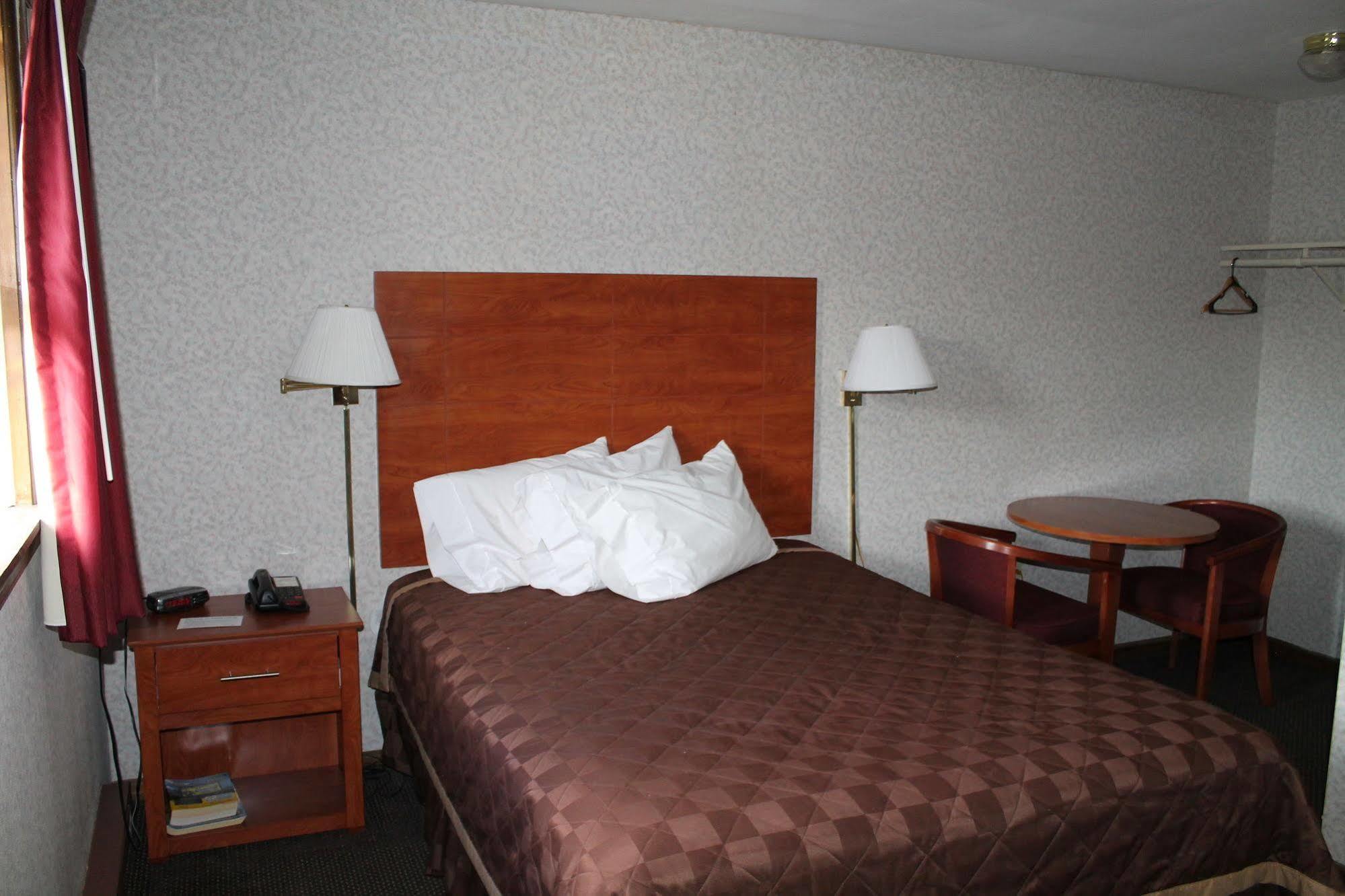 Dunmore Inn Exterior photo